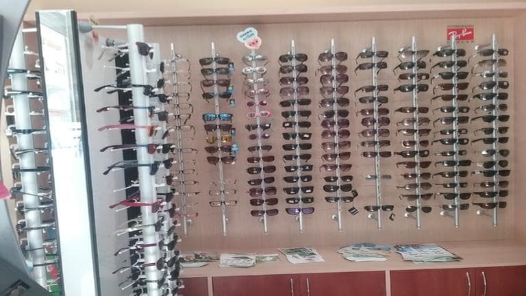 Farmacia Óptica Francisco Navarro Zurita — foto 2
