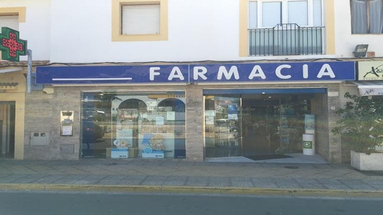 Farmacia Vera-Playa Caparrós — foto 2